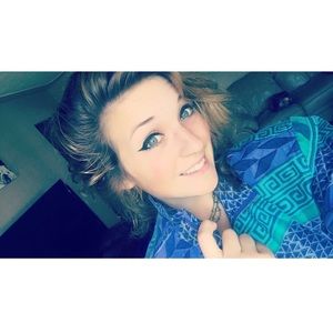 Meet your Posher, Molly